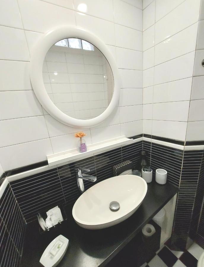 Apartmán Corso Genova - Milano Navigli Exteriér fotografie